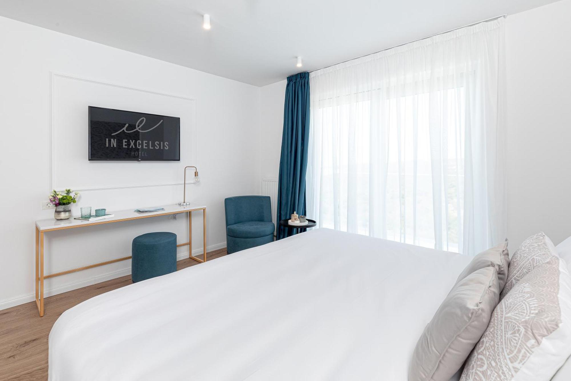 Hotel In Excelsis 诺瓦利娅 外观 照片